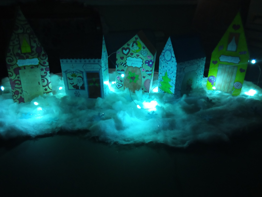 Волшебная новогодняя деревня: 3D-шаблоны домиков фото 13